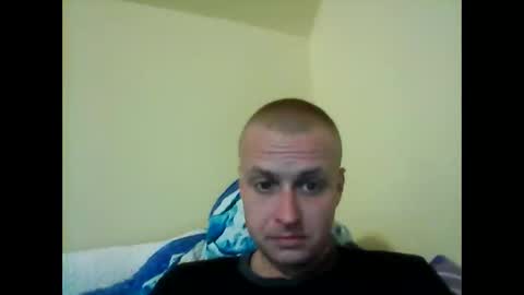 andrew3356577 online show from 10-04-25, 07:01