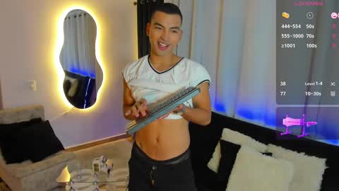 Snapshot of andrew__x777 chatting on 02-20-25, 11:54 Andrew Jones Independient model online show from 02-20-25, 11:54