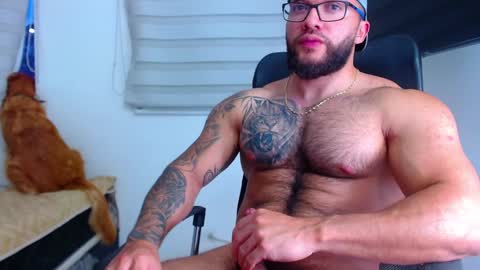 Snapshot of andrew_holden__ chatting on 01-24-25, 11:12 andrew_holden__ online show from 01-24-25, 11:12