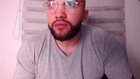 Snapshot of andrew_holden__ chatting on 11-12-25, 11:47 andrew_holden__ online show from 11-12-25, 11:47