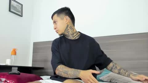 andrew_sanders69 online show from 11-19-25, 03:06