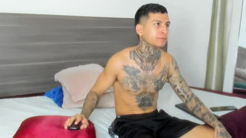 andrew_sanders69 online show from 11-30-25, 03:32