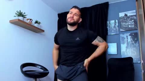 Andrew Diaz online show from 11-21-25, 06:45