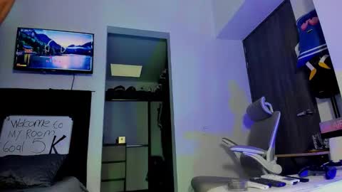 Andrew Johnson online show from 11-27-25, 07:38