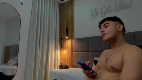 Andrewlamar21 online show from 12-04-24, 12:47