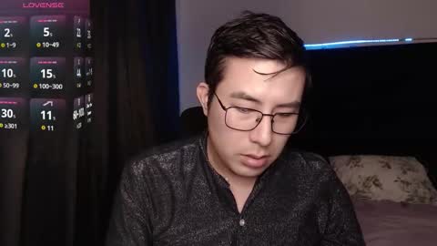 andrewmhilton_ online show from 01-09-26, 06:49