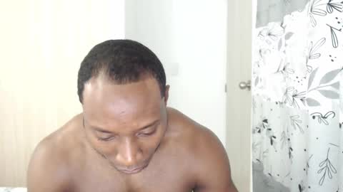 Snapshot of andrewoconnor__ chatting on 02-05-25, 12:27 Andrew Oconnor online show from 02-05-25, 12:27