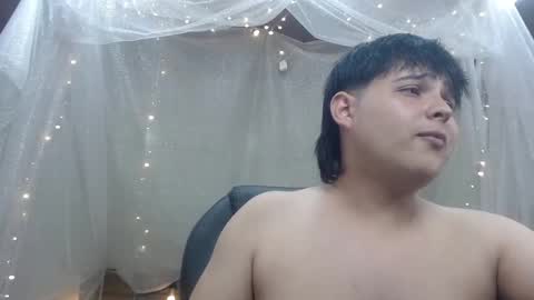 Snapshot of andrewsmile_ chatting on 12-23-24, 03:55 ANDREW online show from 12-23-24, 03:55