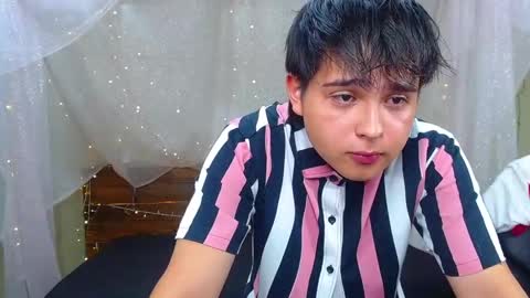 Snapshot of andrewsmile_ chatting on 03-01-25, 06:32 ANDREW online show from 03-01-25, 06:32