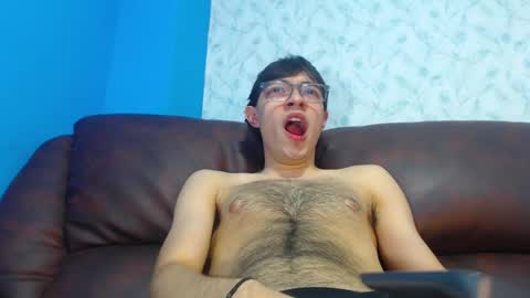 Snapshot of andreww_whitee chatting on 01-24-25, 11:02 AndreW White online show from 01-24-25, 11:02