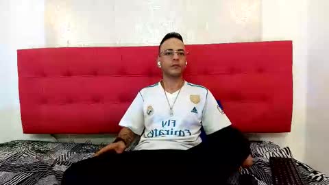   online show from 11-11-25, 03:50