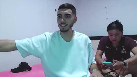 Snapshot of andriuhot066 chatting on 12-16-25, 06:57 andriuhot066 online show from 12-16-25, 06:57