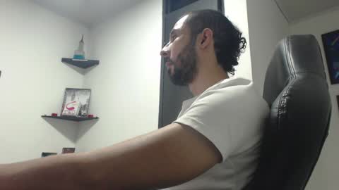 Andru online show from 12-19-24, 08:23