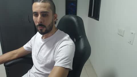 Andru online show from 01-15-25, 03:22