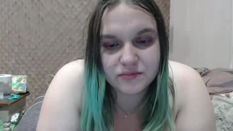 Snapshot of andryxeslyux chatting on 12-25-24, 09:33 AndryxEslyux online show from 12-25-24, 09:33