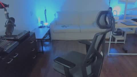 Andrew online show from 11-29-25, 07:44