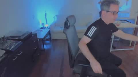 Andrew online show from 12-01-25, 10:42