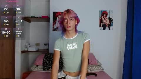 Snapshot of andy_caandy chatting on 02-15-26, 09:33 Andy Candy online show from 02-15-26, 09:33