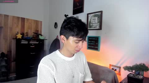 andy_guez_11 online show from 12-07-24, 12:56