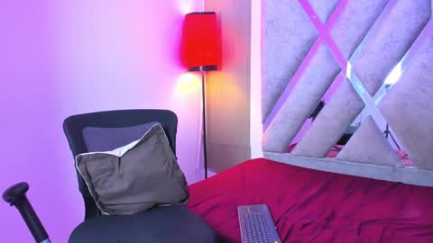 andy_jones7 online show from 09-27-25, 03:33
