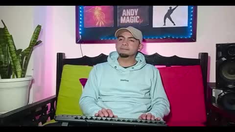 andy_magic_ online show from 11-22-25, 05:17