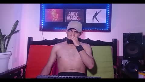 andy_magic_ online show from 11-24-25, 01:38