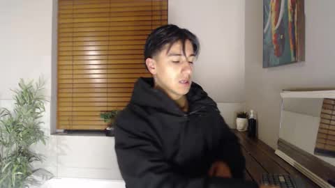 Snapshot of andyjoy_ chatting on 12-05-25, 10:24 Andy Joy online show from 12-05-25, 10:24