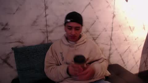 Snapshot of andyjoy_ chatting on 02-11-26, 11:04 Andy Joy online show from 02-11-26, 11:04