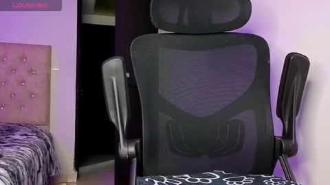 Andy online show from 11-09-25, 02:54