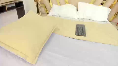 Snapshot of andyxibrat chatting on 09-12-25, 10:54 andyxibrat online show from 09-12-25, 10:54