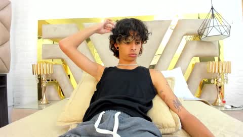 Snapshot of andyxibrat chatting on 09-23-25, 06:55 andyxibrat online show from 09-23-25, 06:55