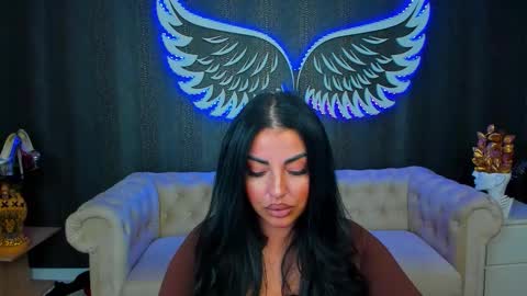 Anne online show from 10-22-25, 04:40