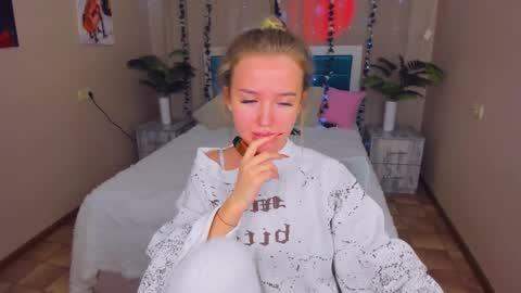 Anfisa online show from 02-18-25, 06:04