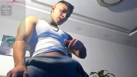 Angel online show from 01-31-25, 03:20