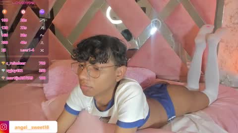 Snapshot of angel__sweet18 chatting on 12-03-24, 03:41 online show from 12-03-24, 03:41