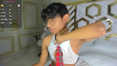 Snapshot of angel__sweet18 chatting on 01-30-25, 12:59 online show from 01-30-25, 12:59