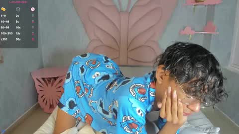 Snapshot of angel__sweet18 chatting on 02-27-25, 03:14 online show from 02-27-25, 03:14