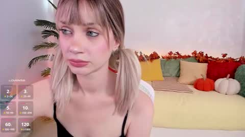 Snapshot of angel_claire chatting on 11-06-25, 08:21 Claire - be back soon online show from 11-06-25, 08:21