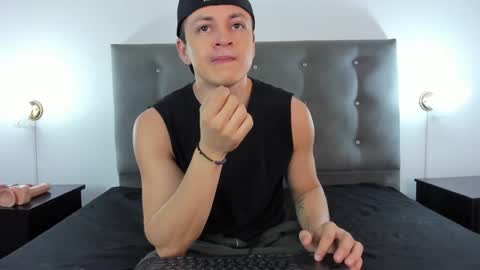 Angel Cuervo online show from 12-16-24, 12:27