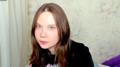 Snapshot of angel_doll585 chatting on 02-19-25, 08:52 Fallen Angel online show from 02-19-25, 08:52