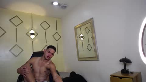 Angel Dusstt online show from 11-21-25, 12:48