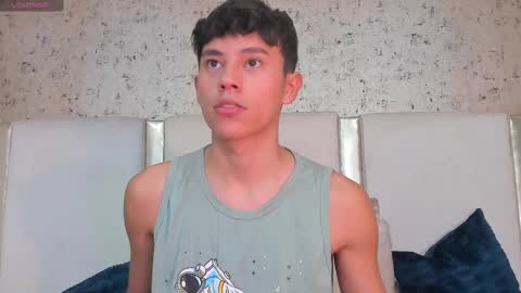 ngel Esteban  online show from 03-01-25, 04:26