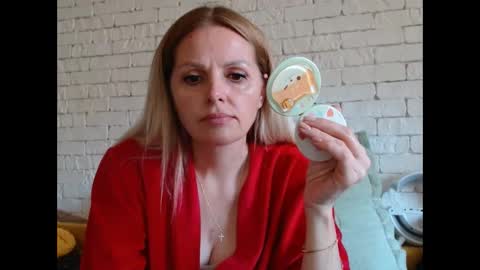 Snapshot of angel_girllovemy chatting on 11-01-25, 07:43 ANGEL online show from 11-01-25, 07:43