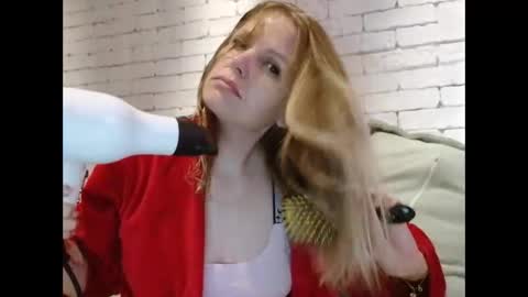 Snapshot of angel_girllovemy chatting on 11-12-25, 06:25 ANGEL online show from 11-12-25, 06:25