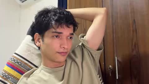 Snapshot of angel_hotc chatting on 11-11-25, 10:43 Angel online show from 11-11-25, 10:43