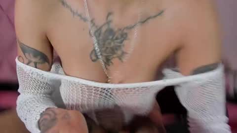 Angel  online show from 01-30-25, 06:32