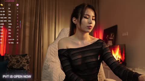 Luisa online show from 12-17-25, 02:06