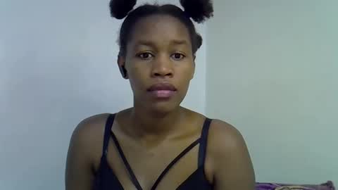 angel_mia5 online show from 11-13-25, 09:30