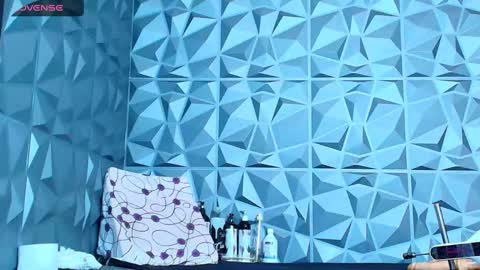 Snapshot of angel_red77 chatting on 12-14-25, 08:13 angel red77 online show from 12-14-25, 08:13