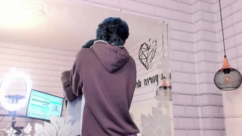 Angel  online show from 11-29-25, 11:30